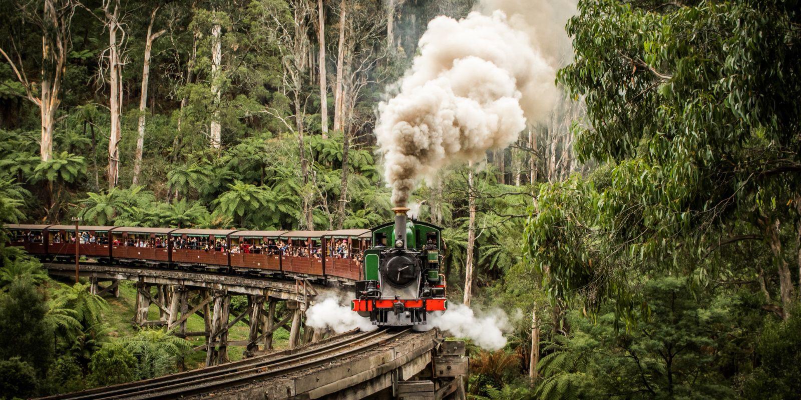 Melbourne 5-day tour - MEL5D (Puffing Billy/Phillip Island/Great Ocean Road/Sovereign Hill)